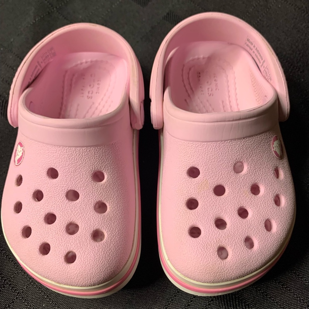 CROCS Kids Pink Slippers